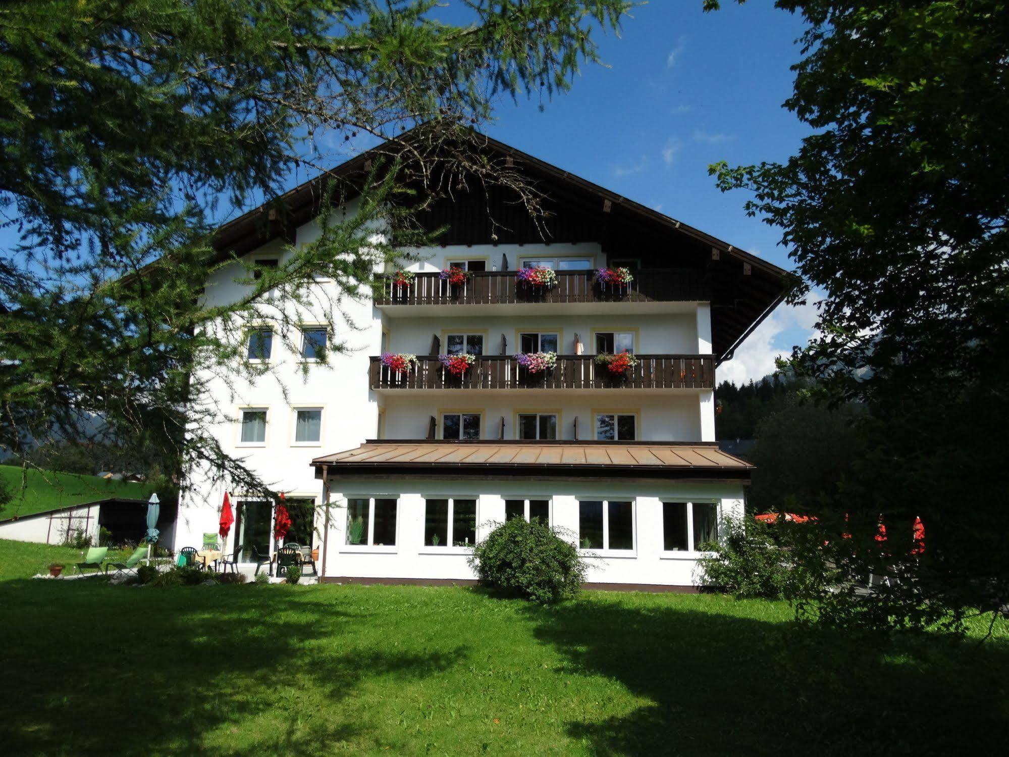 Lebensfreude Hotel Und Restaurant Bad Mitterndorf Exterior photo